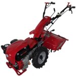 Motocultor DKD WMX 720 cu freza tractata cu latime mare de lucru si coarne reglabile in toate directiile